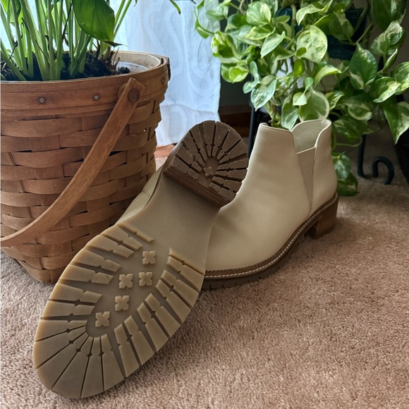 Cream Ankle Boots - Picture 3 of 4